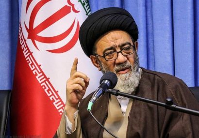 امام جمعه تبریز: عظمت کشور مرهون تلاش های علمی و تربیت درست دانش آموزان است