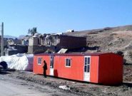 اتاقک‌های اسکان موقت به مناطق زلزله زده رسید