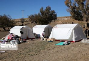 ستاد اجرایی فرمان امام ۱۰۰ کانکس به زلزله‌زدگان آذربایجان‌شرقی می‌دهد