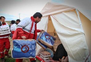 ۴ هزار و ۷۲ تخته چادر و پتو بین زلزله‌زدگان میانه و سراب توزیع شد