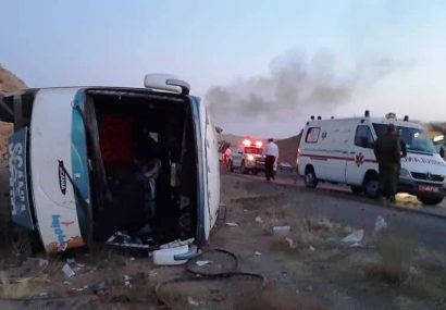 واژگونی اتوبوس در تبریز ۲۲ مصدوم بر جا گذاشت