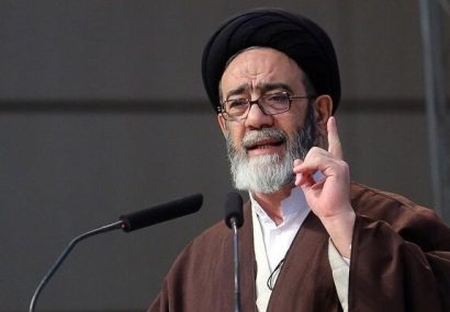 اقتصاد باید از دولتی بودن خارج شود