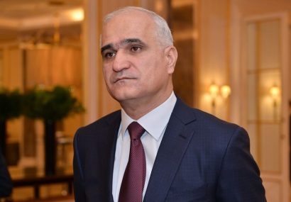 معاون نخست‌ وزیر آذربایجان: خط قرمزی برای توسعه روابط با ایران نداریم