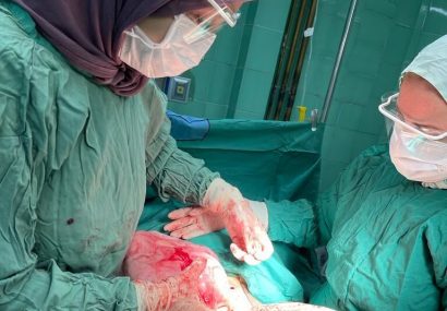 توده ۱۰ کیلویی از بدن دختر ۲۱ ساله در تبریز خارج شد