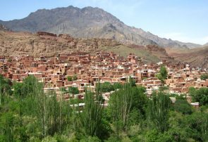 بهسازی روستاهای هدف گردشگری از اولویت‌های بنیاد مسکن است