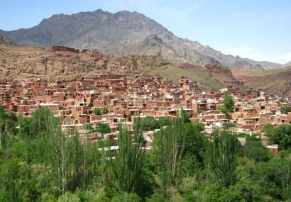 بهسازی روستاهای هدف گردشگری از اولویت‌های بنیاد مسکن است