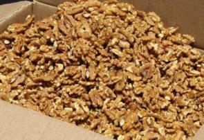 قاچاقچیان خشکبار در تبریز به پرداخت جریمه محکوم شدند
