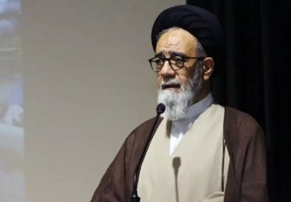 امام جمعه تبریز: فرزند بیشتر عامل پایداری خانواده ها است