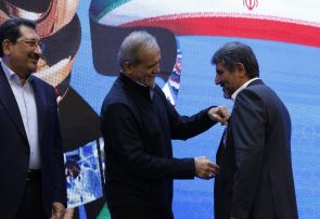تراکتورسازی مدال افتخار حوزه صادرات کشور را از رئیس جمهور دریافت کرد