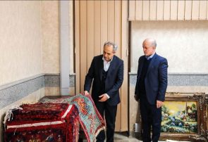 برگزاری نمایشگاه فرش دست بافت و بازاریابی برای تولیدات مددجویان