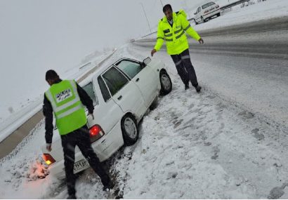 جاده‌های آذربایجان‌شرقی برفی و لغزنده است