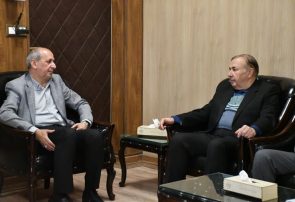 اعطای مجوز واردات و صادرات محصولات کشاورزی بایستی در اختیار وزارت جهادکشاورزی قرار گیرد
