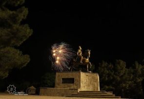 آسمان تبریز نور باران می‌شود