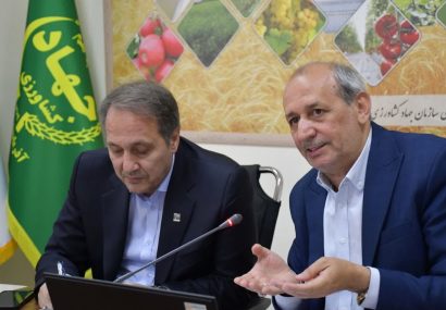 کشاورزان اصلی‌ترین ذینفعان منابع آب هستند